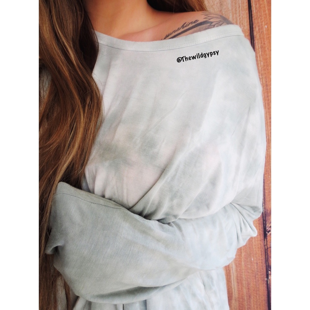 NWT | American Eagle Ultra soft long sleeve 🌿 - Picture 7 of 8